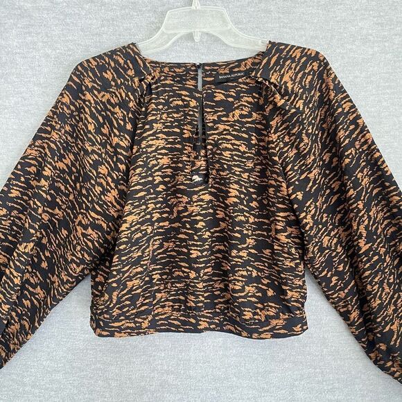 Banana Republic Keyhole Cropped Top Womens Small Bishop Sleeve Exotic Mob Wife - Picture 4 of 12